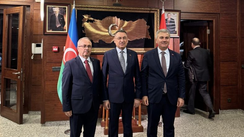 AK Parti Balıkesir Milletvekili Mustafa Canbey Azerbaycan’da Temaslarda Bulundu