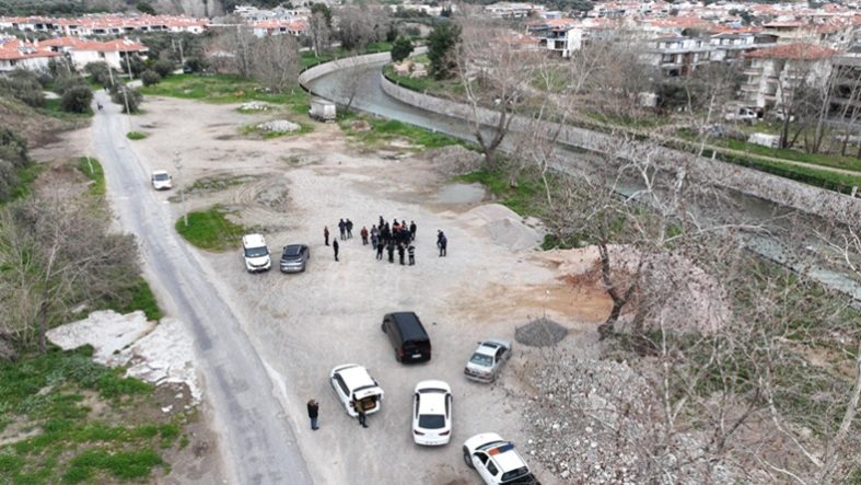 Altınoluk’ta Yıllardır Beklenen Proje Başlıyor! Kapalı Pazaryeri ve Otopark İçin İlk Kazma Vuruluyor