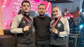 Balıkesir Büyükşehir Belediyesporlu boksörler sevindirdi