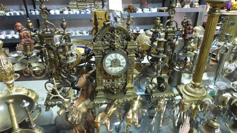 Balıkesir'de 146 yıllık tarihi saat görücüye çıktı