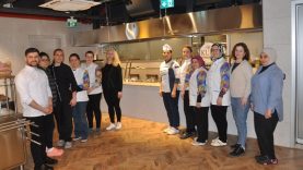 Balıkesir’de Kadın Kooperatifinden Yeni Lezzet Durağı Kule 1827 Restaurant Açıldı (2)