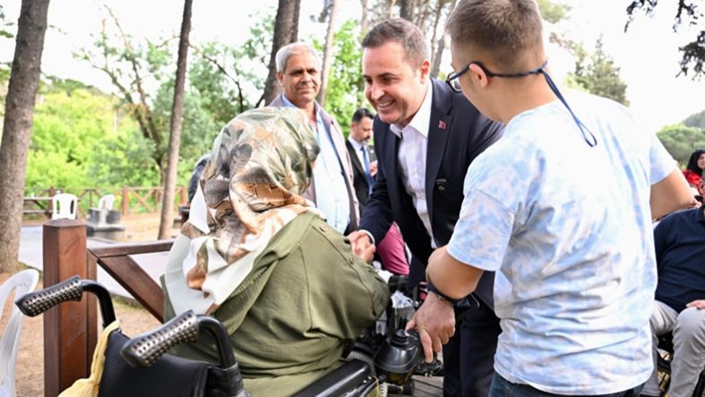 Büyükşehir’in Özel Gereksinimli Bireylere Nakdi Desteği hesaplara yattı