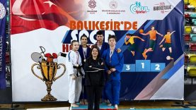 Büyükşehir’in sporcuları güreş ve judoda madalyaları topladı