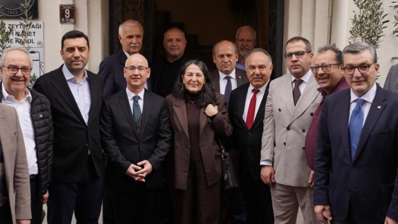 Kuzey Ege Zeytinyağı Lisanslı Depoculukta tarihi adım İlk imzalar atıldı