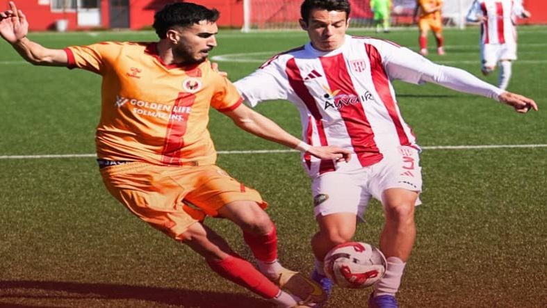 Ayvalıkgücü Belediyespor, Tire 2021 FK'yi 2-1 yendi