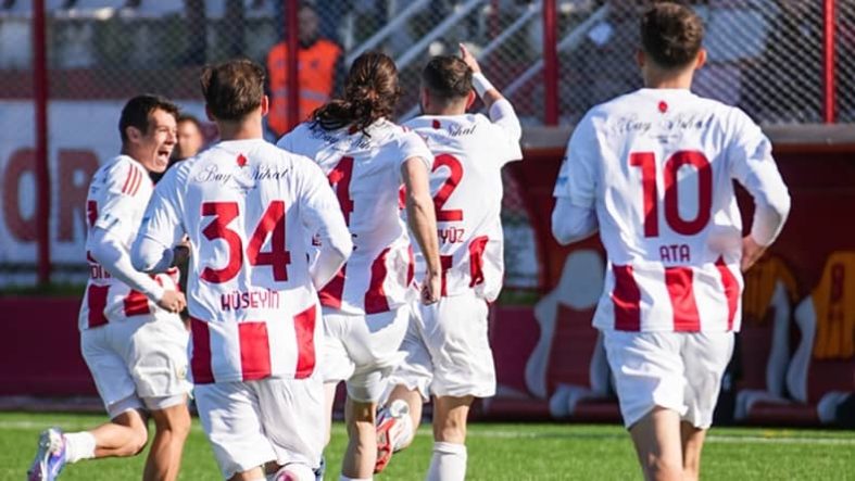 Ayvalıkgücü Belediyespor lider Kütahyaspor karşısında