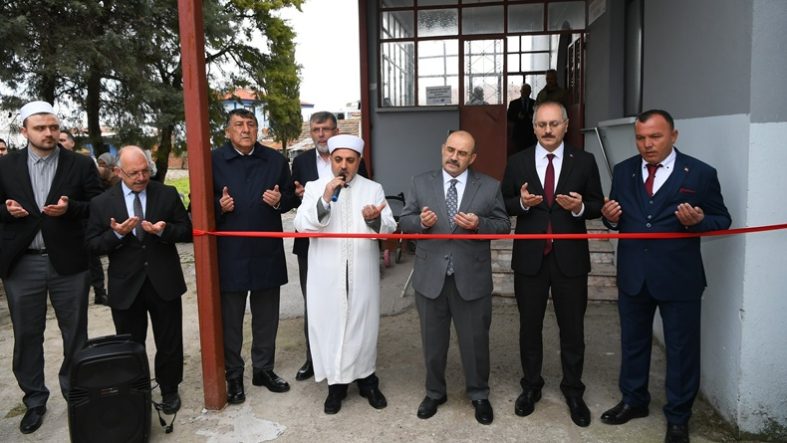 Balıkesir Altıeylül’de Çandır Camii Yeniden İbadete Açıldı