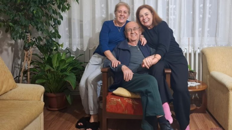 Balıkesir Basınının ve Siyasetinin Acı Kaybı Mustafa Koçal Hayatını Kaybetti
