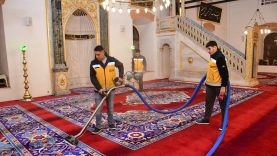 Balıkesir Büyükşehir, cami ve mezarlıkları bayram ziyaretine hazırlıyor