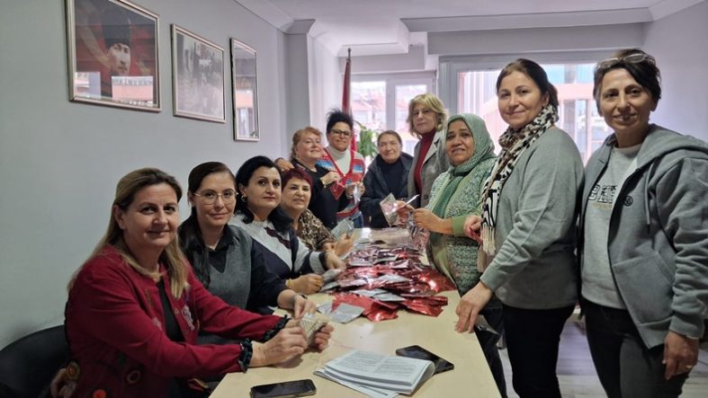 Balıkesir CHP Karesi Kadın Kolları 8 Mart Hazırlıklarını Tamamladı