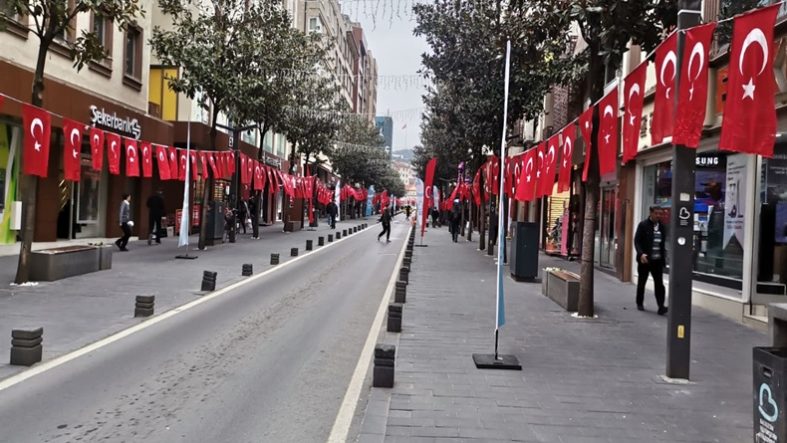 Balıkesir’de Kadir Gecesi İçin Dev İftar Hazırlığı