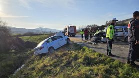 Balıkesir'de trafik kazası 1 ölü, 2 yaralı