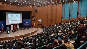 Balıkesir'de üniversiteli gençlere IBAN Suiistimallerine karşı panel