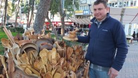 Balıkesir’de zeytin odunları mutfak gereci oldu