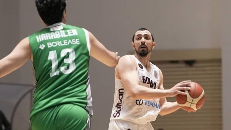 Bandırma Bordo, Darüşşafaka'yı farklı yendi