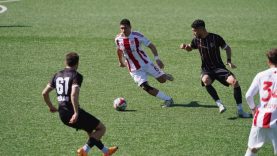 Ayvalıkgücü Belediyespor, İzmir Çoruhlu’yu 9 golle uğurladı