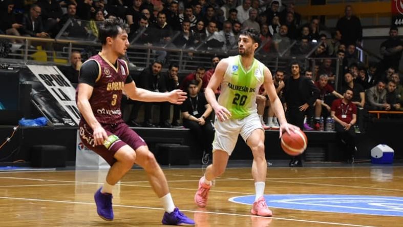 Balıkesir Büyükşehir Belediyespor, Bandırma Bordo'dan rövanşı aldı