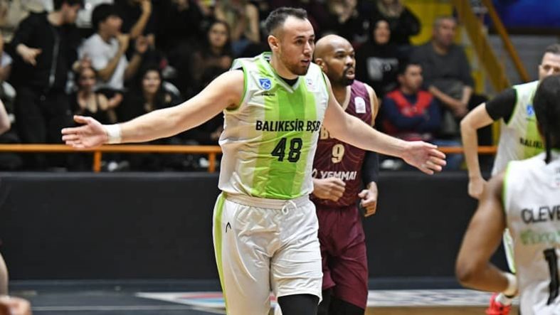 Balıkesir Büyükşehir Belediyespor, Fenerbahçe Koleji'nin konuğu