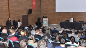 Balıkesir Üniversitesi’nde Duygu Dolu Anma Genç Akademisyen İçin Tören Düzenlendi