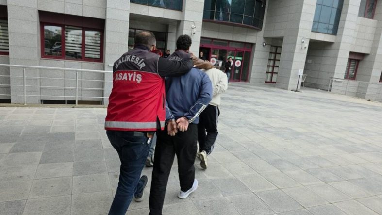 Balıkesir'de araştırma görevlisinin ölümüyle ilgili 2 kişi tutuklandı