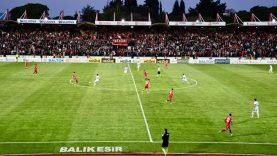 Balıkesirspor, Eskişehirspor’u 2-1 yenerek bir adım öne geçti