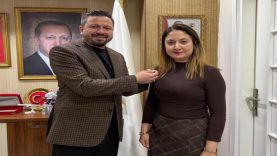 CHP Karesi İlçe Kadın Kolları Başkanı Sabiha Gören AK Parti'de