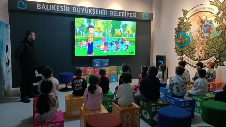 Çevre Eğitim ve Bilim Merkezi minikleri ağırladı