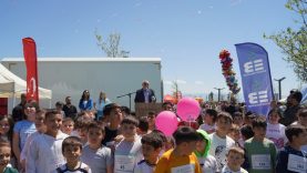 Edremit’te Gökyüzü Renklerle Doldu (1)