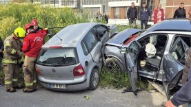 Susurluk’ta Hastane Önünde Korkutan Kaza