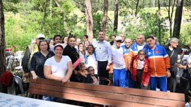Ahmet Akın Bu Şehirde Kimse Yalnız Değil (1)