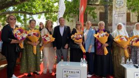 Anneler Günü’nde Srebrenitsa anneleri katliamı anlattı