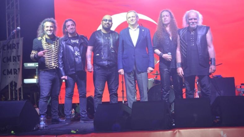 Ayvalık, Anadolu Rock'ın efsaneleriyle coştu