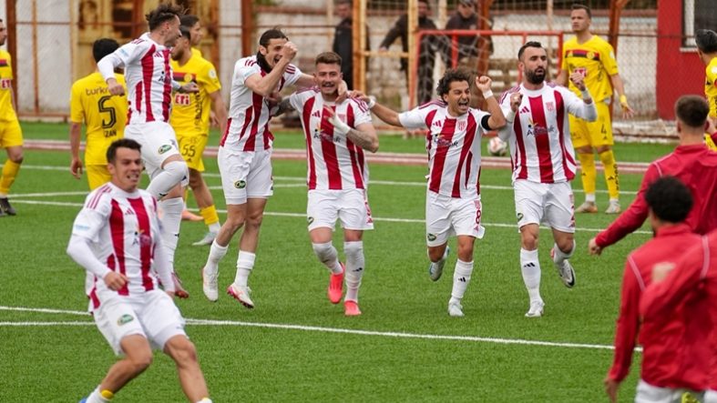 Ayvalıkgücü Belediyespor, 52 Orduspor karşısında 2. Lig şansı arayacak