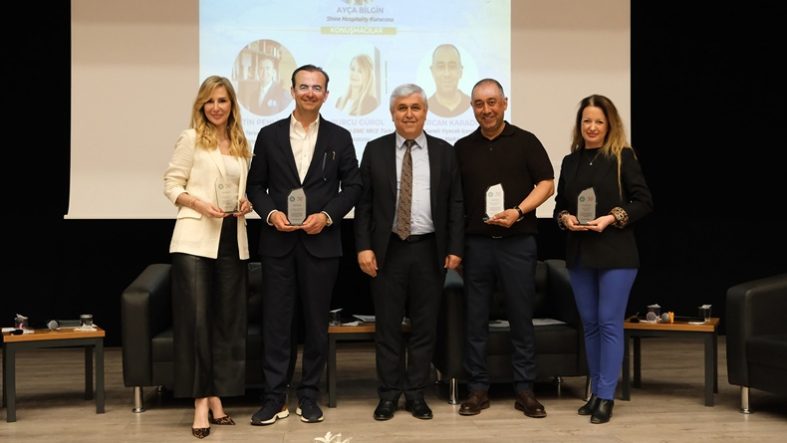 Balıkesir’de Turizm Paneline Yoğun İlgi (1)