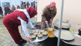 Balıkesir'de geleneksel çiftçi hayrı 2 bin kişiyi buluşturdu