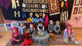 Burhaniye’de bahar şenliği coşkusu
