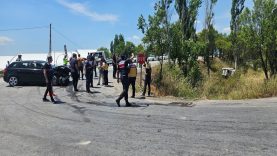 Balıkesir’de Minibüs ile Otomobil Çarpıştı 13 Yaralı Hastaneye Kaldırıldı (1)