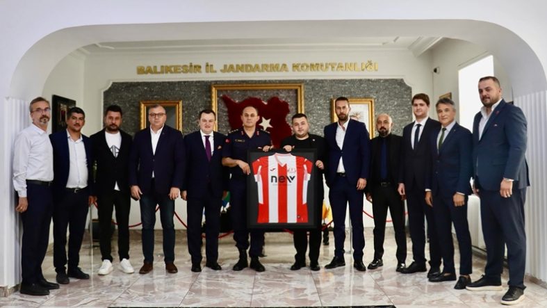 Balıkesirspor Yönetiminden İl Jandarma Komutanı Murat Özer’e Ziyaret