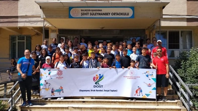 D.O.S.T. Bandırma’da öğrencilerle buluşmayı sürdürüyor