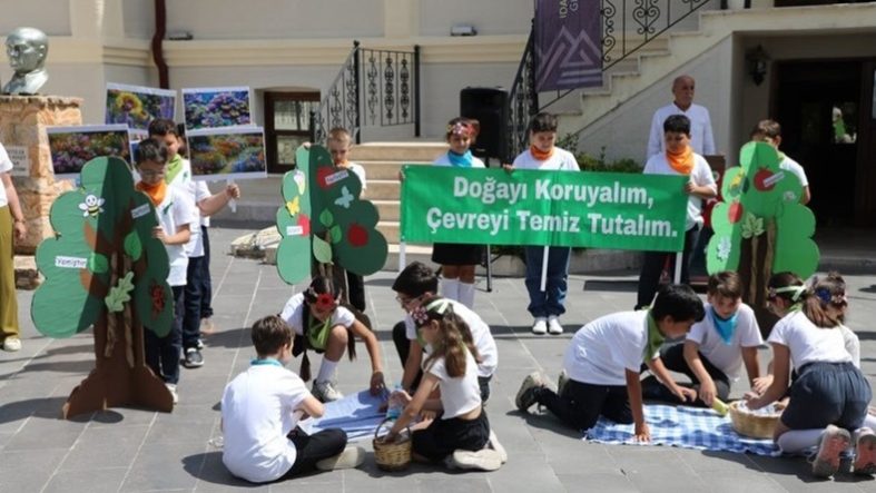 EDREMİT'TE ÇEVRE HAFTASI COŞKUSU MİNİKLER İDA MADRA JEOPARKI'NI KEŞFETTİ