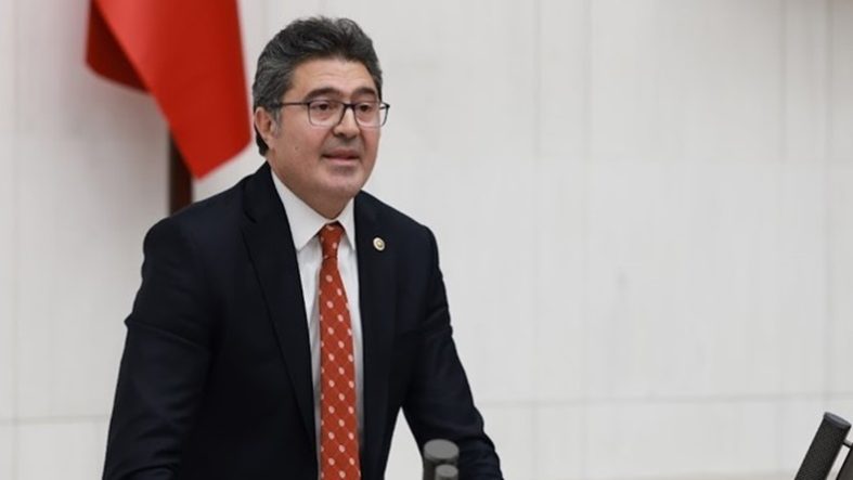 Ensar Aytekin’den YDK Sevkine Sert Tepki