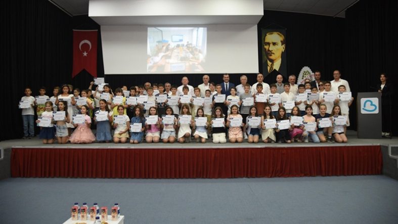 Gönen TECH10’da Mezuniyet Heyecanı (1)