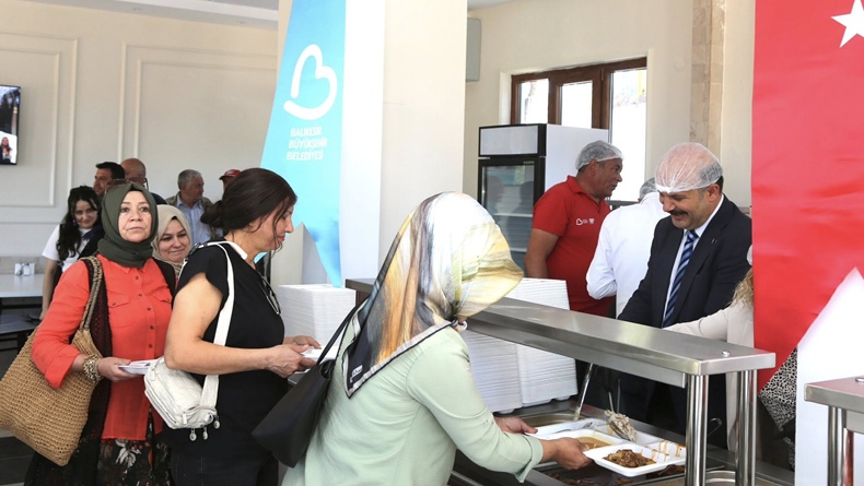 İvrindi’de Kent Lokantası Hizmete Açıldı