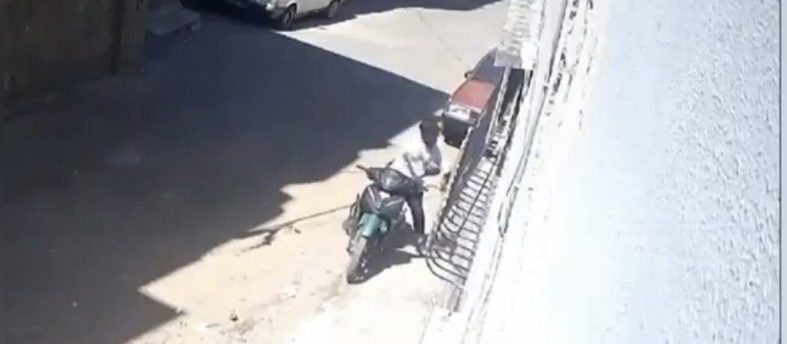 Gaziantep’te tepki çeken görüntü: Küçük kızını darbedip motosikletle sürükleyen baba gözaltına alındı