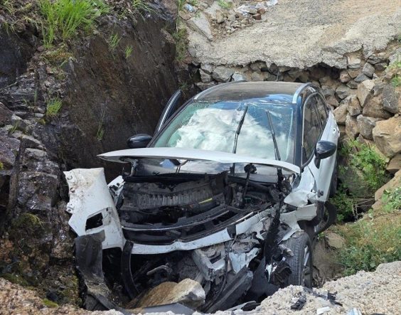 Giresun’da otomobil su kanalına düştü: 1 ölü, 4 yaralı