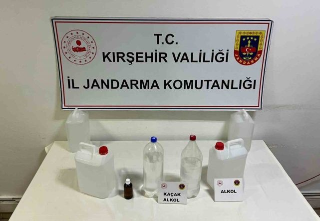 Kırşehir’de kaçak alkol üretimine jandarma operasyonu: 22 litre kaçak ürün ele geçirildi