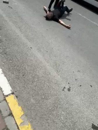 Kocaeli’de adliye önünde silahlı saldırıya uğrayan kişi yaralandı