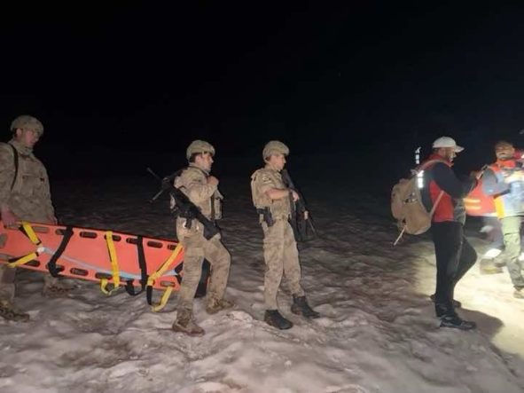 Tunceli’de mantar toplarken kaybolan 3 şahıs bulundu