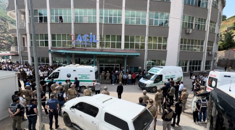 Uzman çavuşun katlettiği 4 kişinin cenazeleri Van’a gönderildi