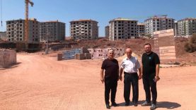 AK Parti Bandırma yönetimi, TOKİ inşaatında incelemelerde bulundu